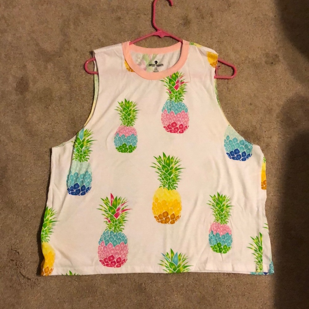 Pineapple tank
